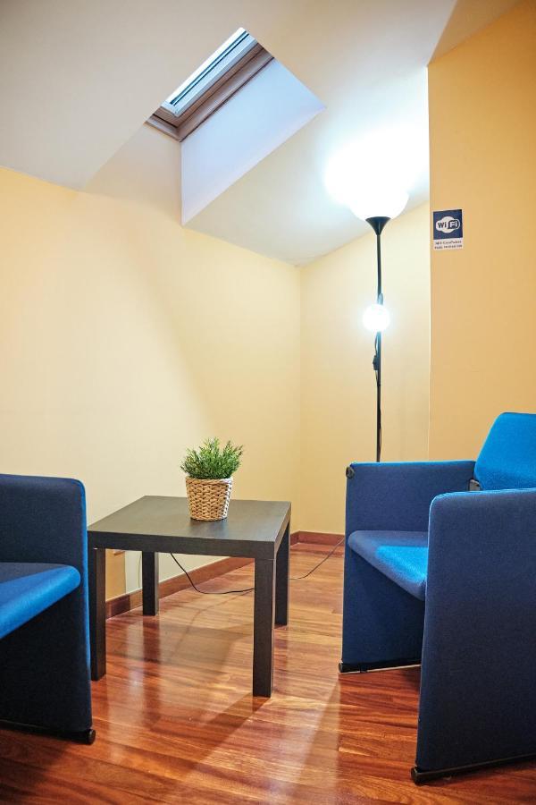 Peregrina Pension 1 Педрусо Экстерьер фото