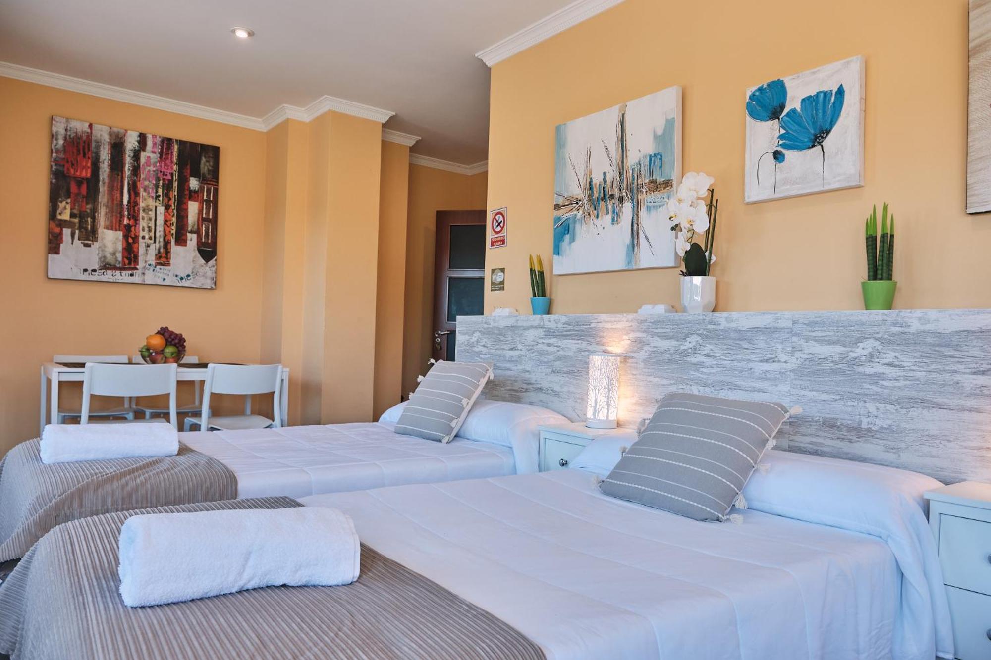 Peregrina Pension 1 Педрусо Номер фото